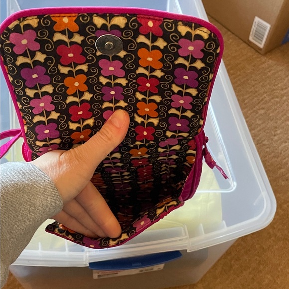 Vera Bradley Fuchsia Quilted Crossbody Bag - Picture 5 of 6